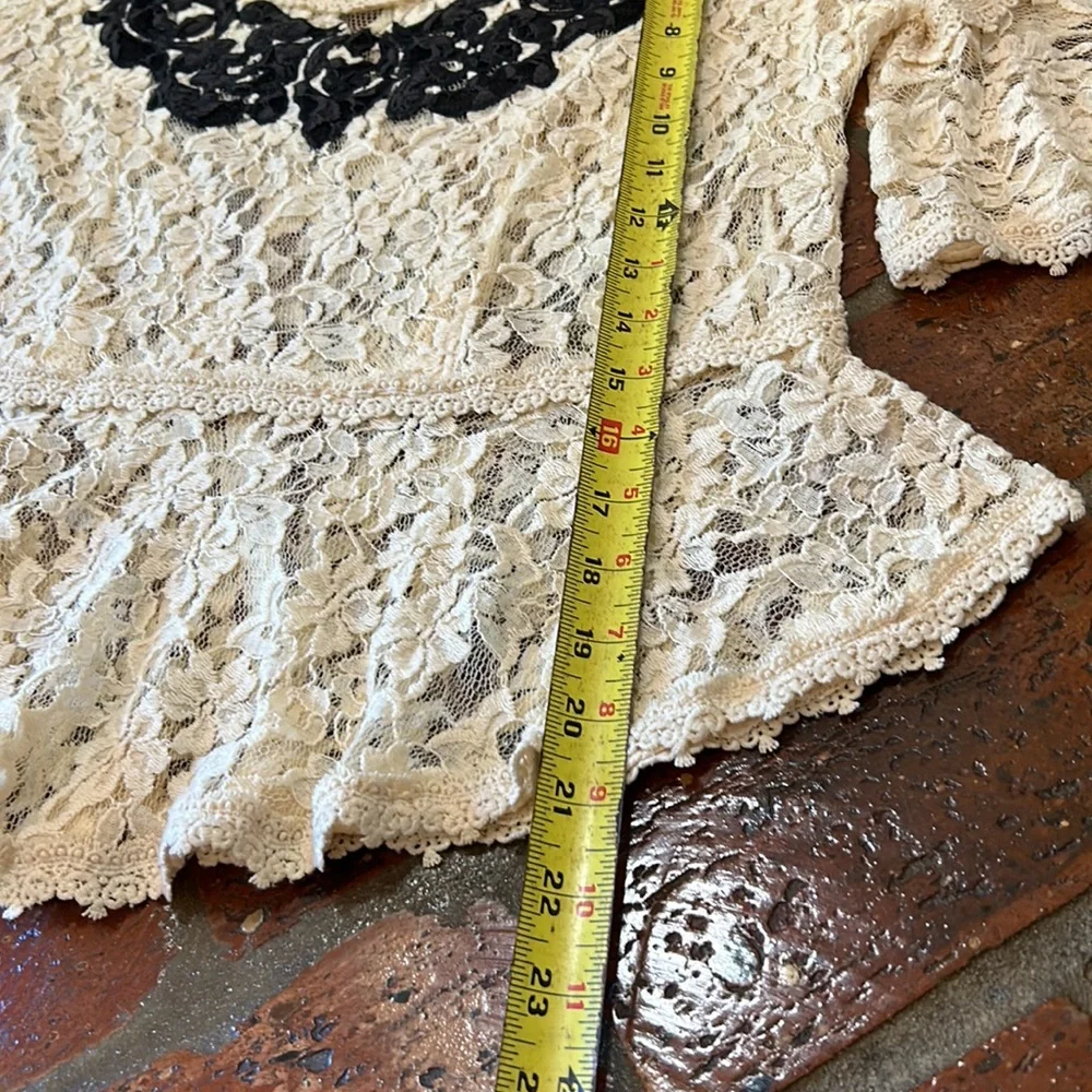 FREE PEOPLE Boho Lace Top szS